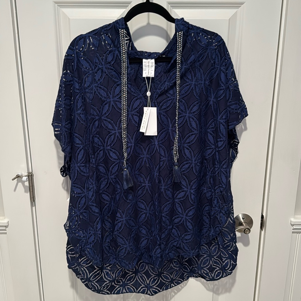 Trina Turk Hooded Beach Cover S/M Nwt